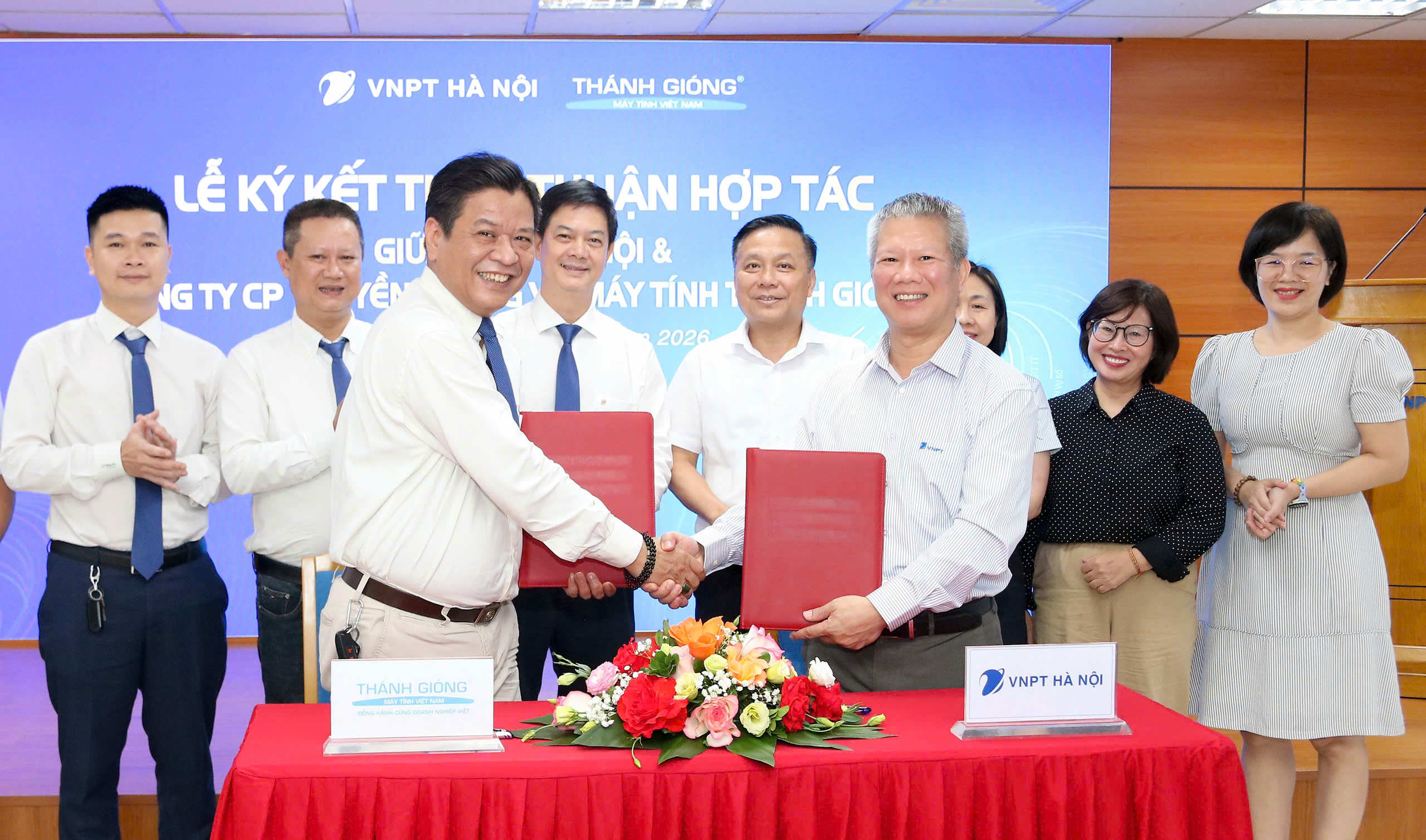 DẤU ẤN CÔNG NGHỆ THỦ ĐÔ: MÁY TÍNH THÁNH GIÓNG VÀ VNPT HÀ NỘI CHÍNH THỨC KÝ KẾT HỢP TÁC CHIẾN LƯỢC